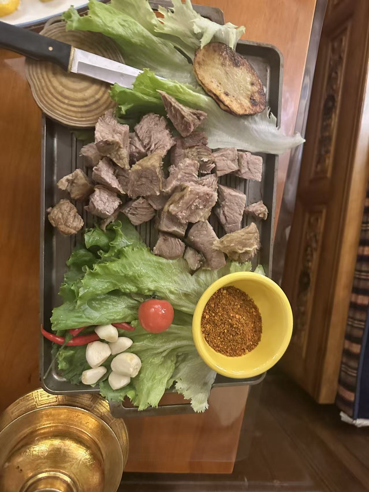 Traditional beef platter — a taste of home in Zhanjiang.